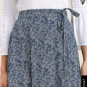 Lulus wrap skirt